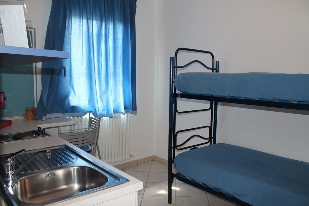 Agriturismo Le Casette كاستلفترو دي مودينا الغرفة الصورة
