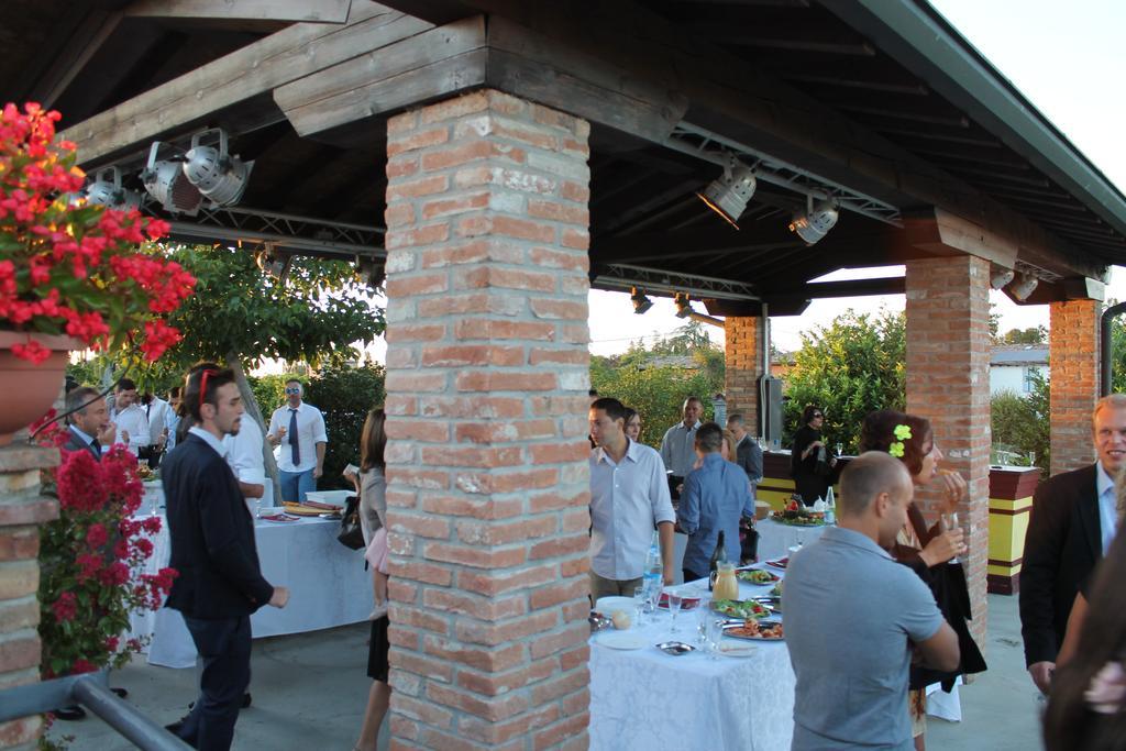 Agriturismo Le Casette كاستلفترو دي مودينا المظهر الخارجي الصورة