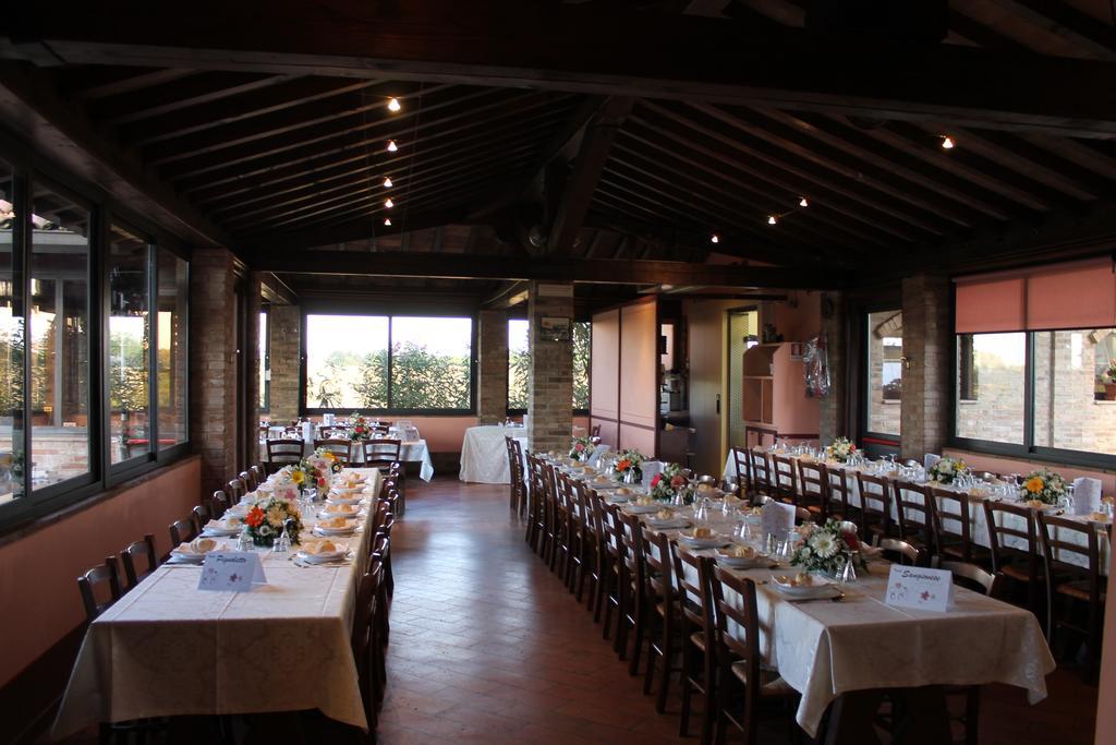 Agriturismo Le Casette كاستلفترو دي مودينا المظهر الخارجي الصورة