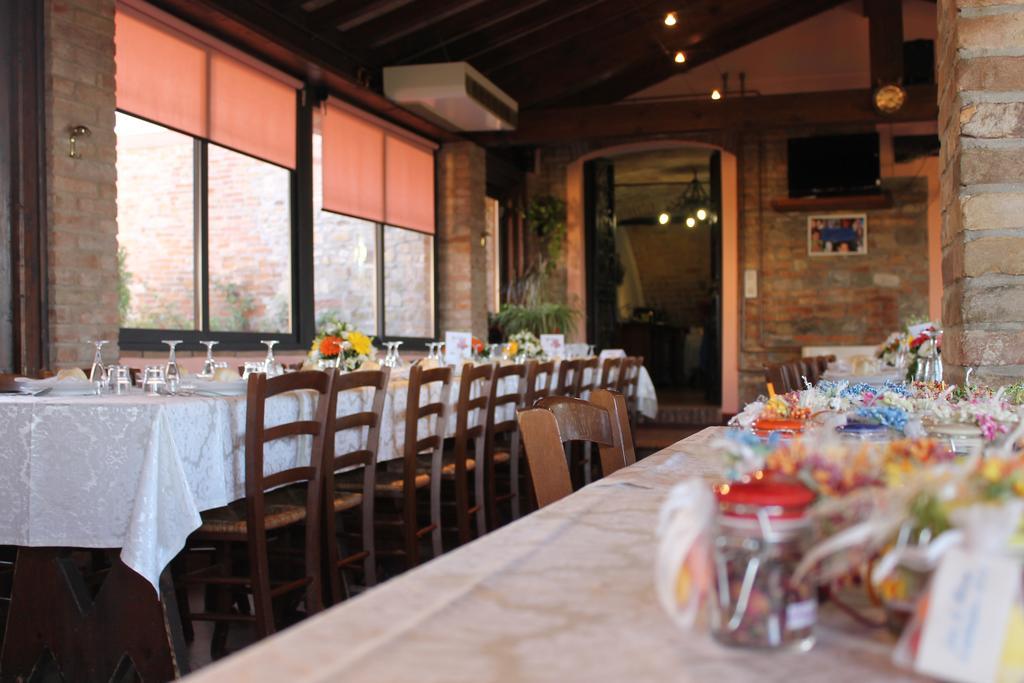 Agriturismo Le Casette كاستلفترو دي مودينا المظهر الخارجي الصورة